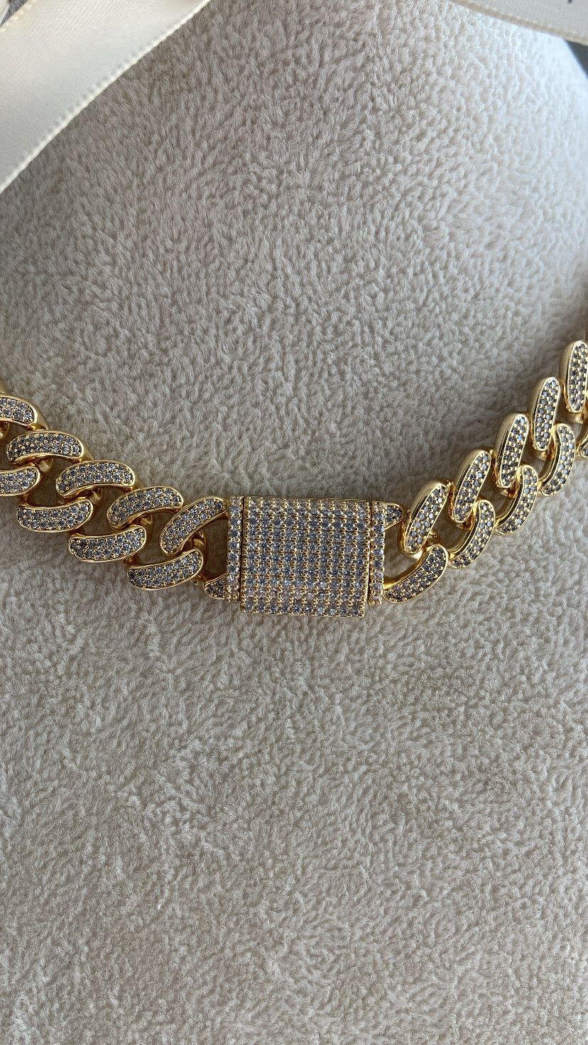 ALL STONES CUBAN CHOKER