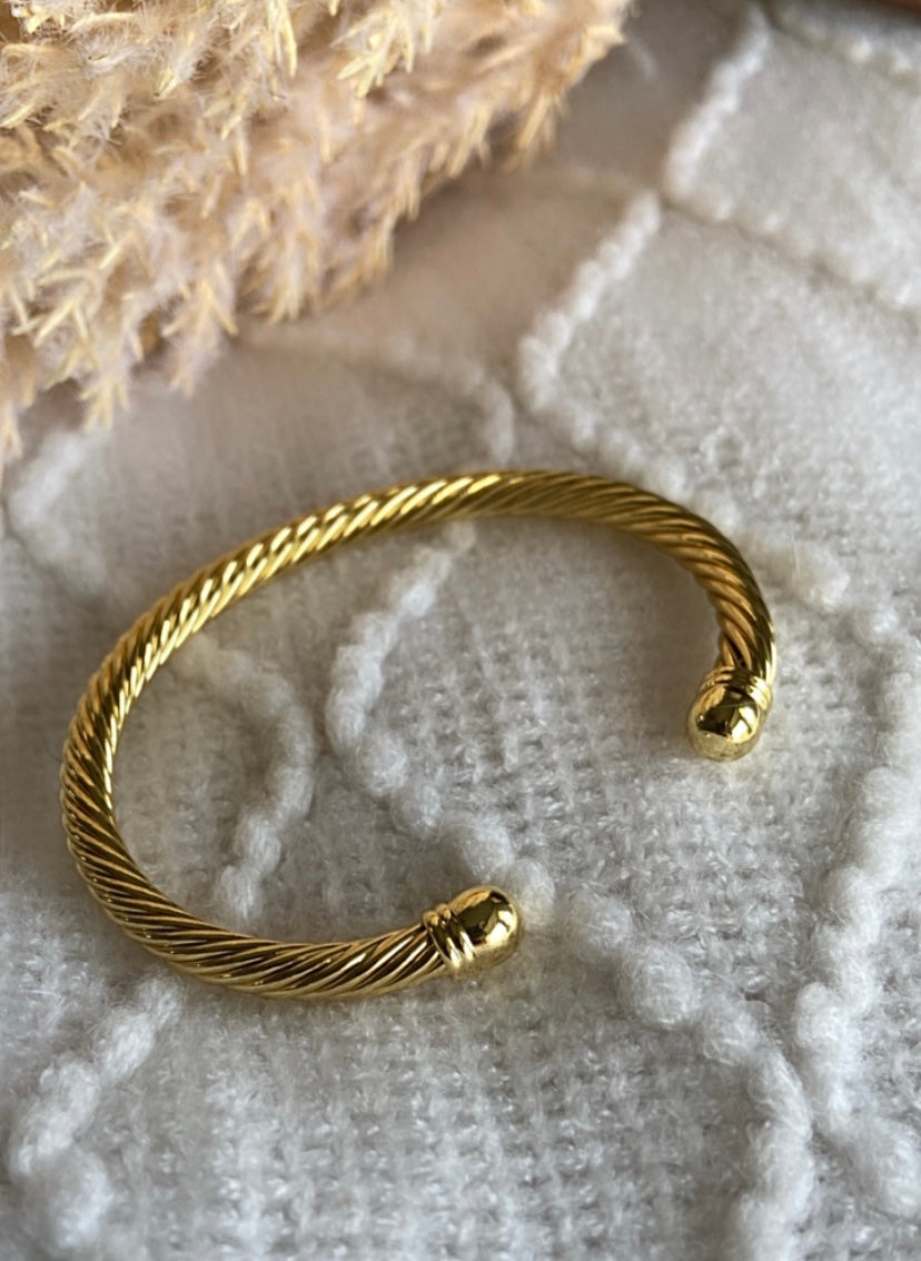ROPE BANGLE
