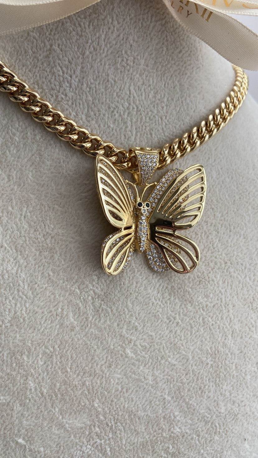 3D BUTTERFLY CHAIN
