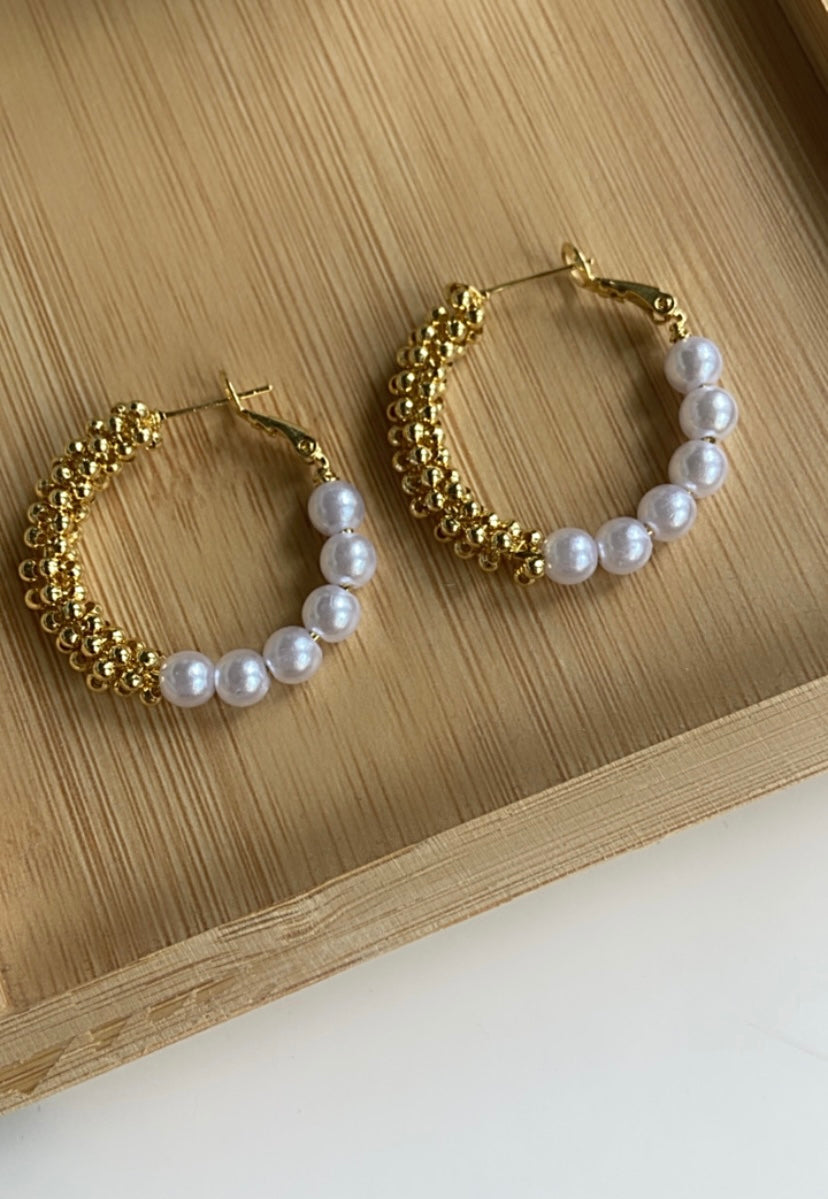 SOME PEARLS HOOPS