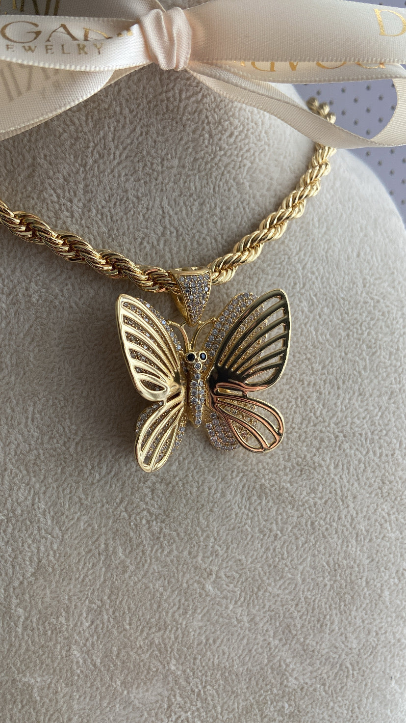 3D BUTTERFLY CHAIN