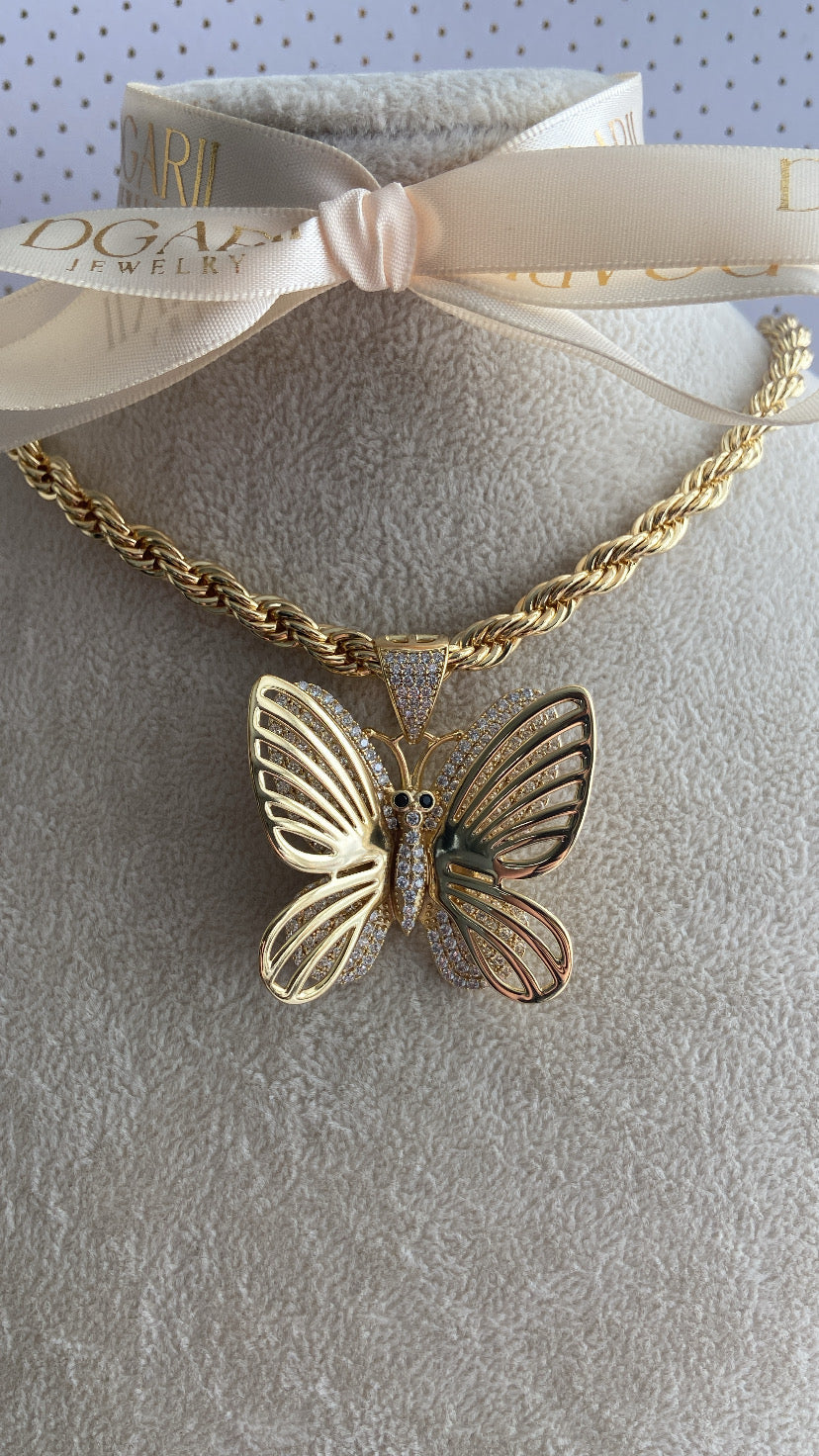 3D BUTTERFLY CHAIN