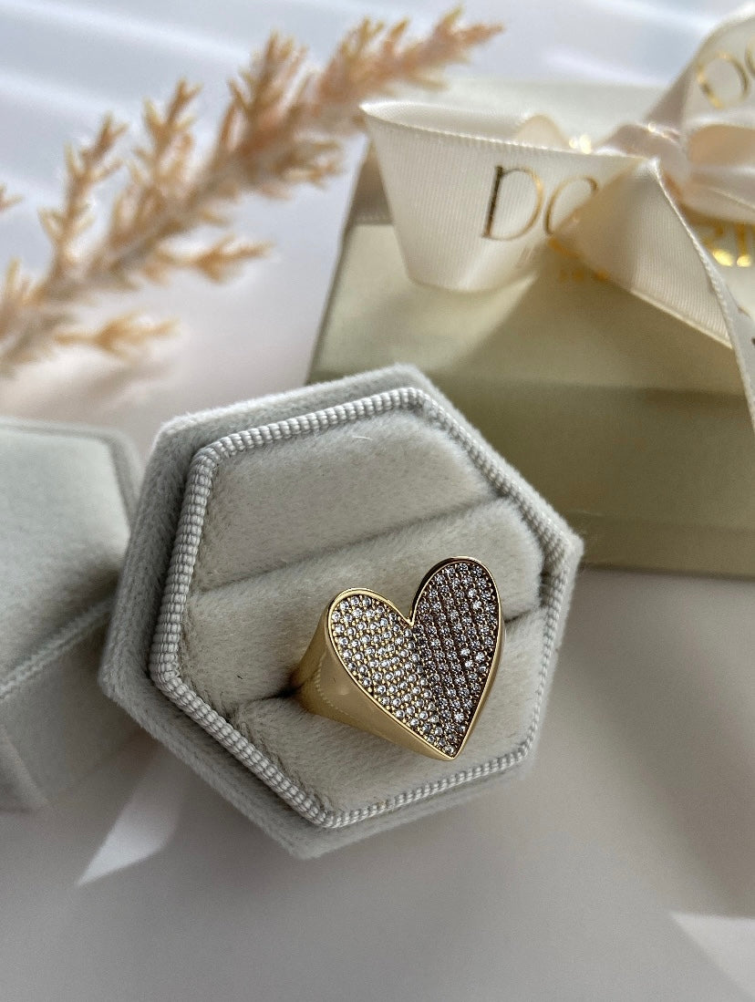 HEART RING