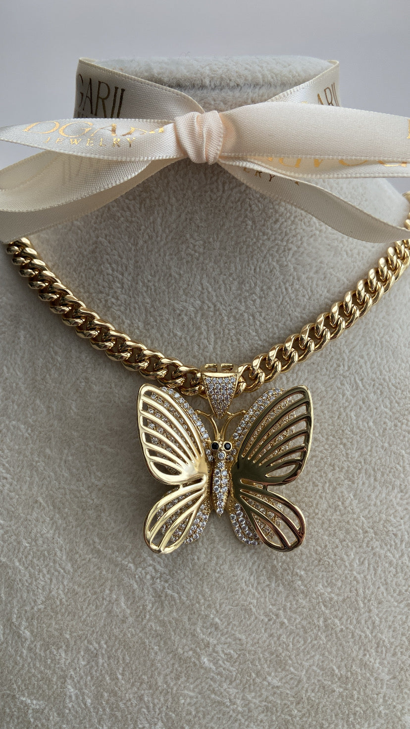 3D BUTTERFLY CHAIN