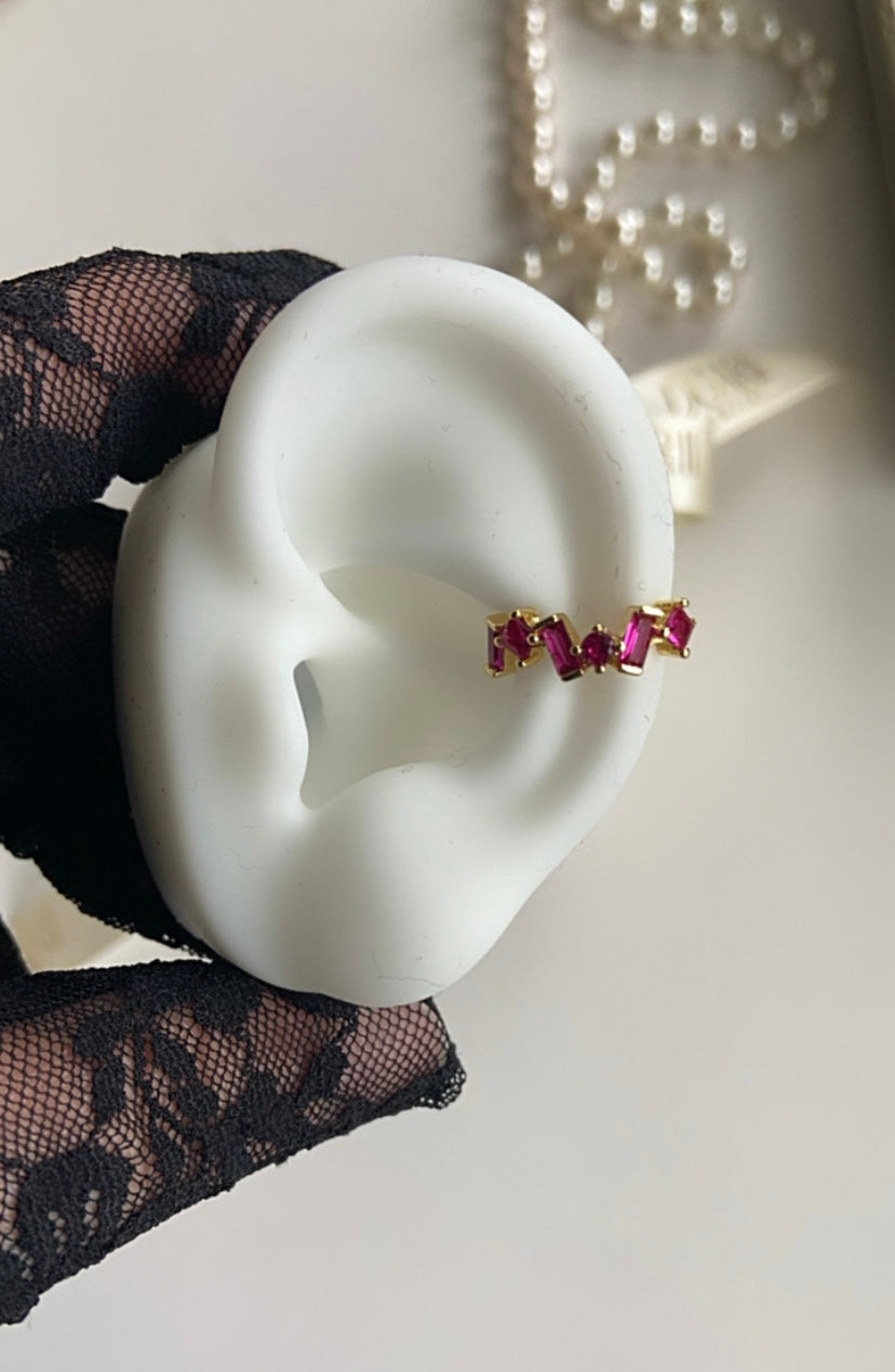 SMALL STONE EAR CUFF