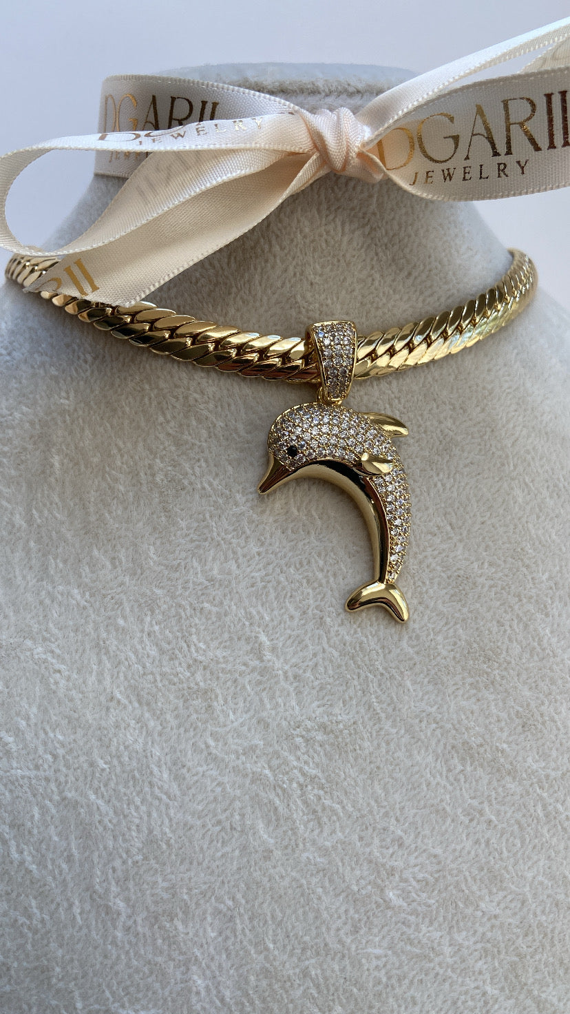CHAIN WITH DOLPHIN CHARM