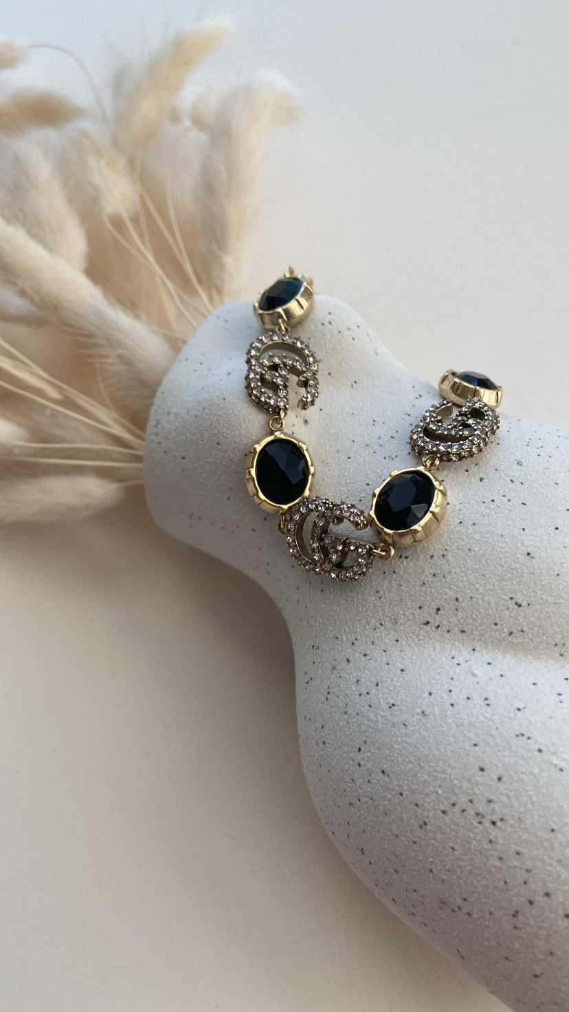 BLACK STONE BRACELET