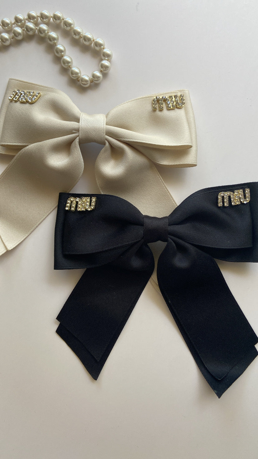 HAIR BOW