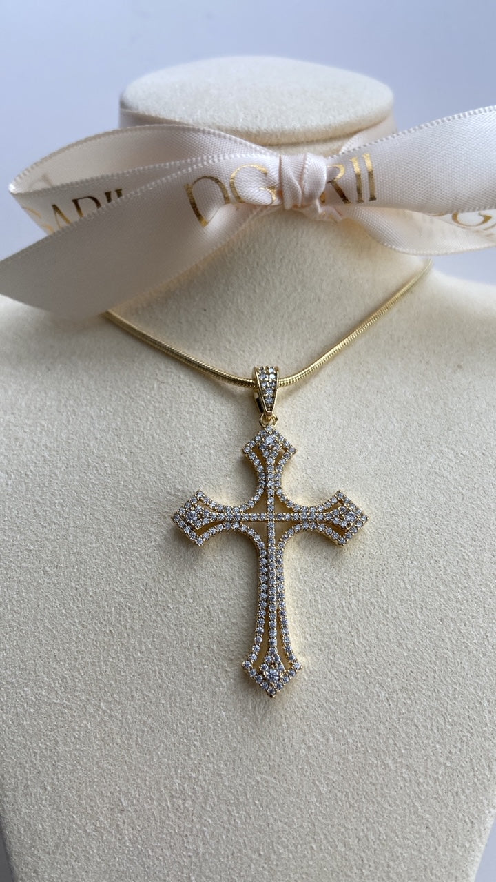 PEAK CROSS CHAIN