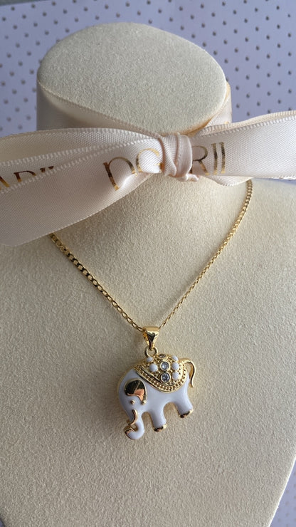 WHITE ELEPHANT CHAIN