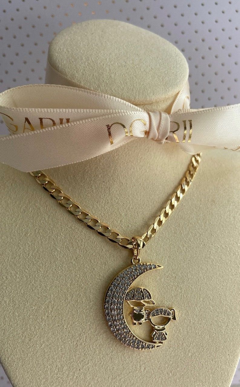 MOON WITH CHILDREN CHAIN