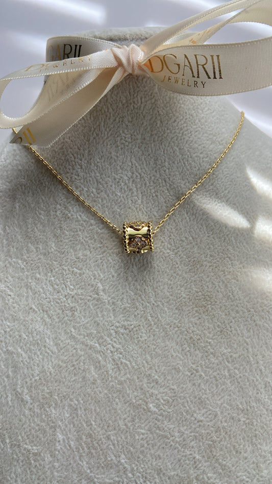VC CYLINDER NECKLACE