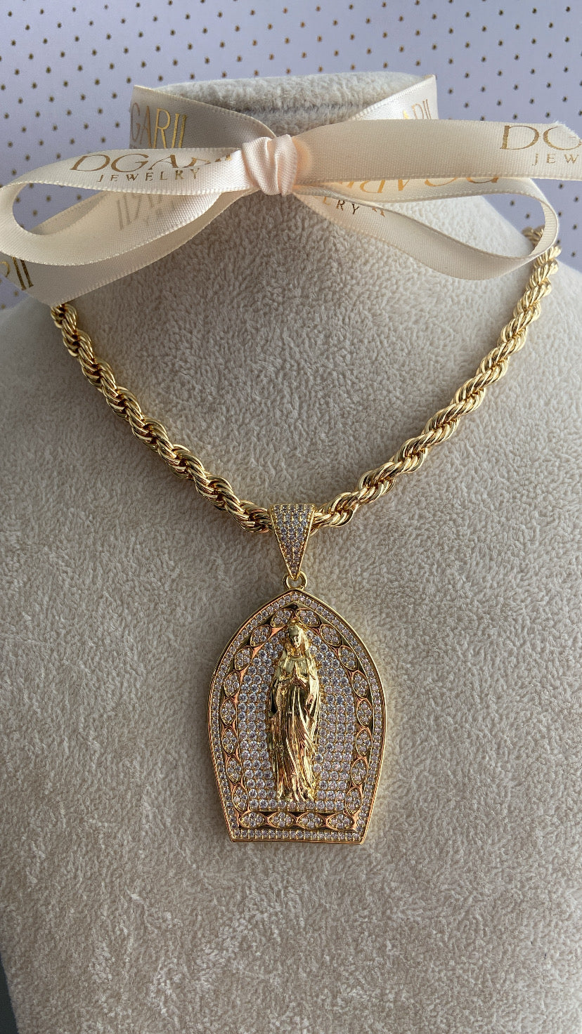 BIG VIRGEN CHAIN