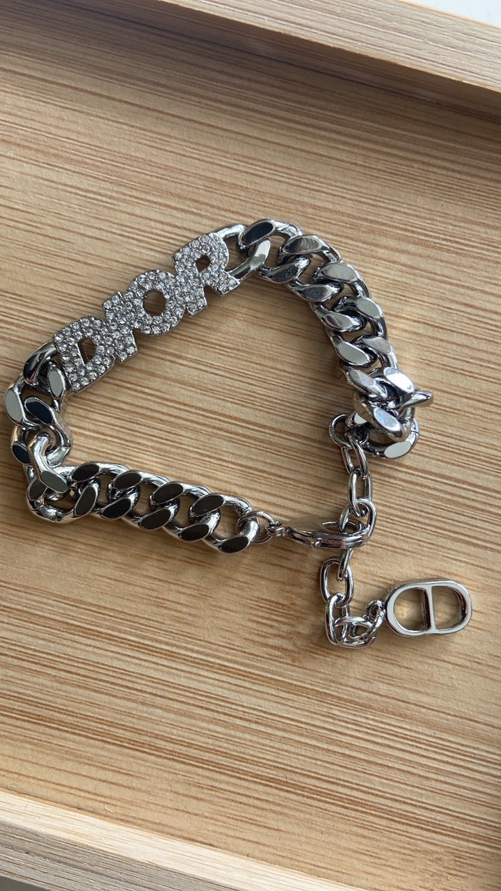 CHAIN BRACELET