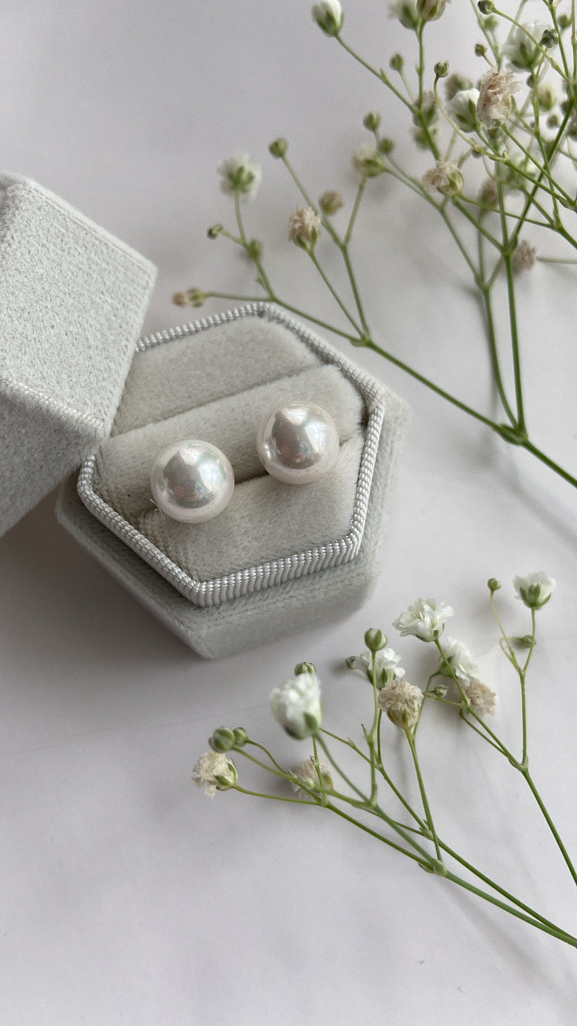 PEARL DORMILONES EARRINGS