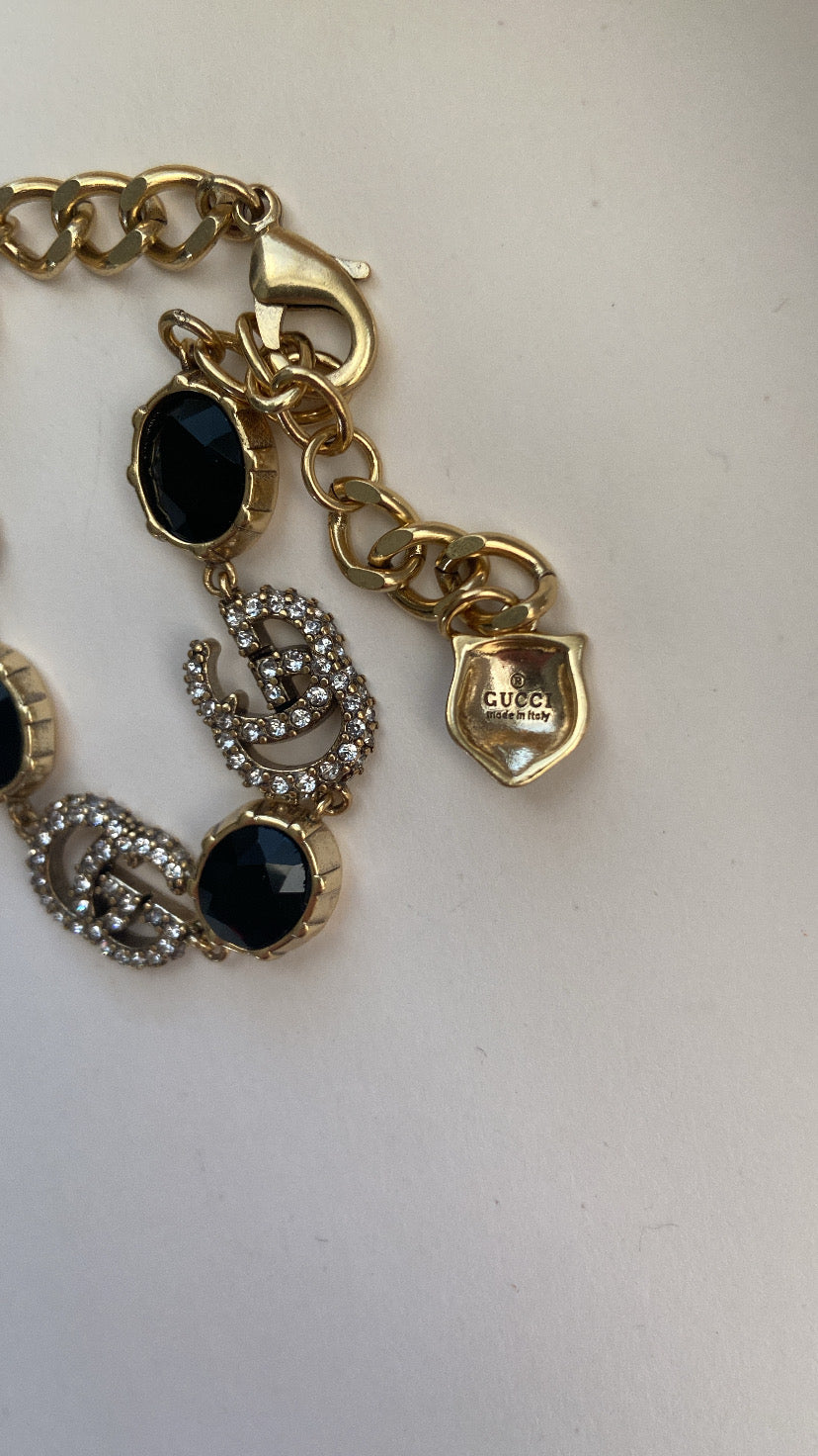 BLACK STONE BRACELET