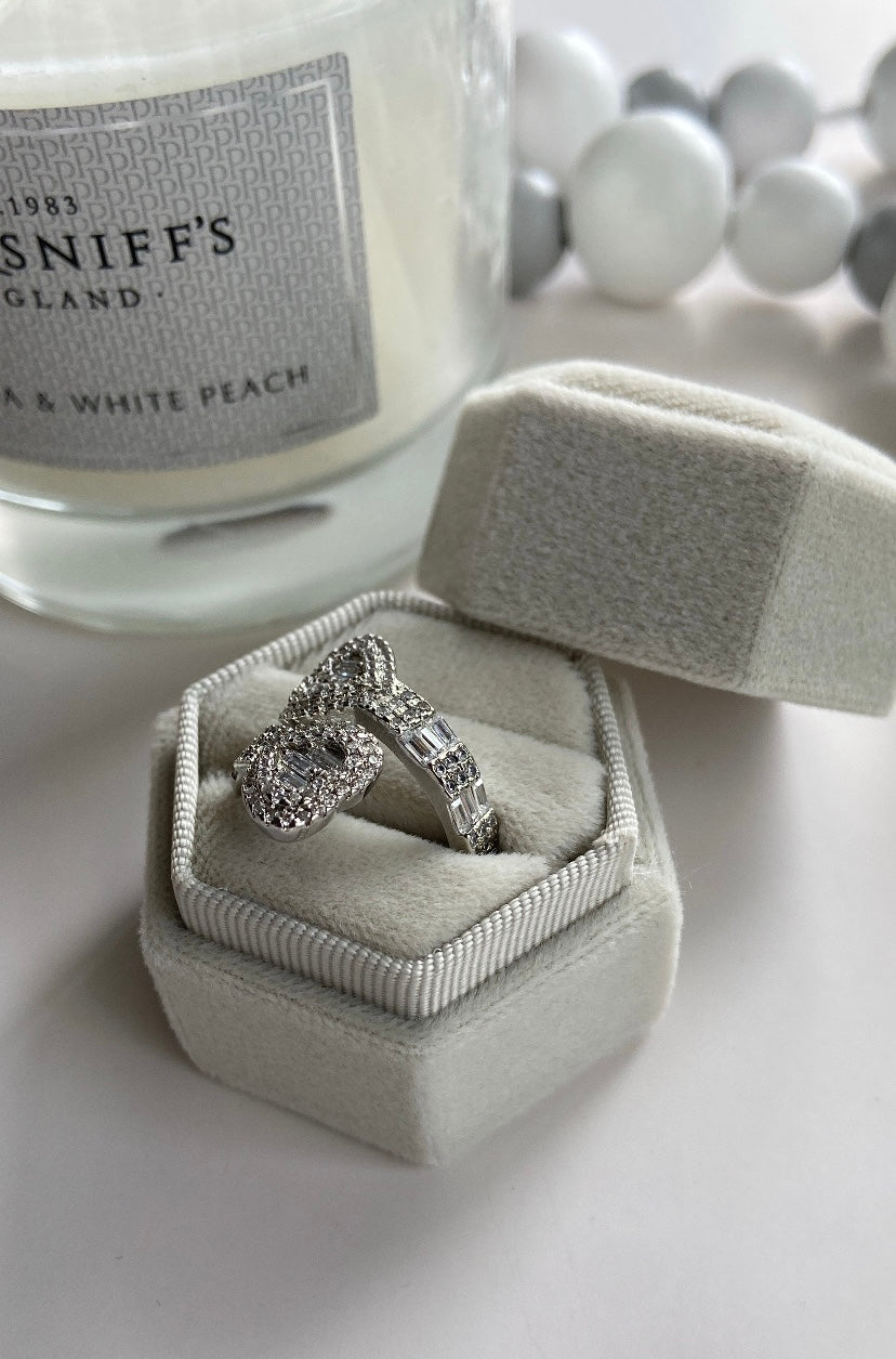 ICE HEART RING