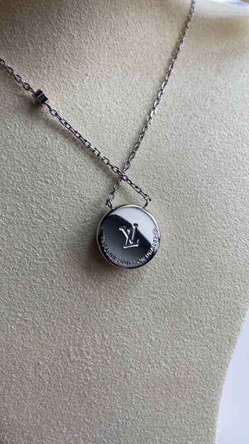FLOWER NECKLACE