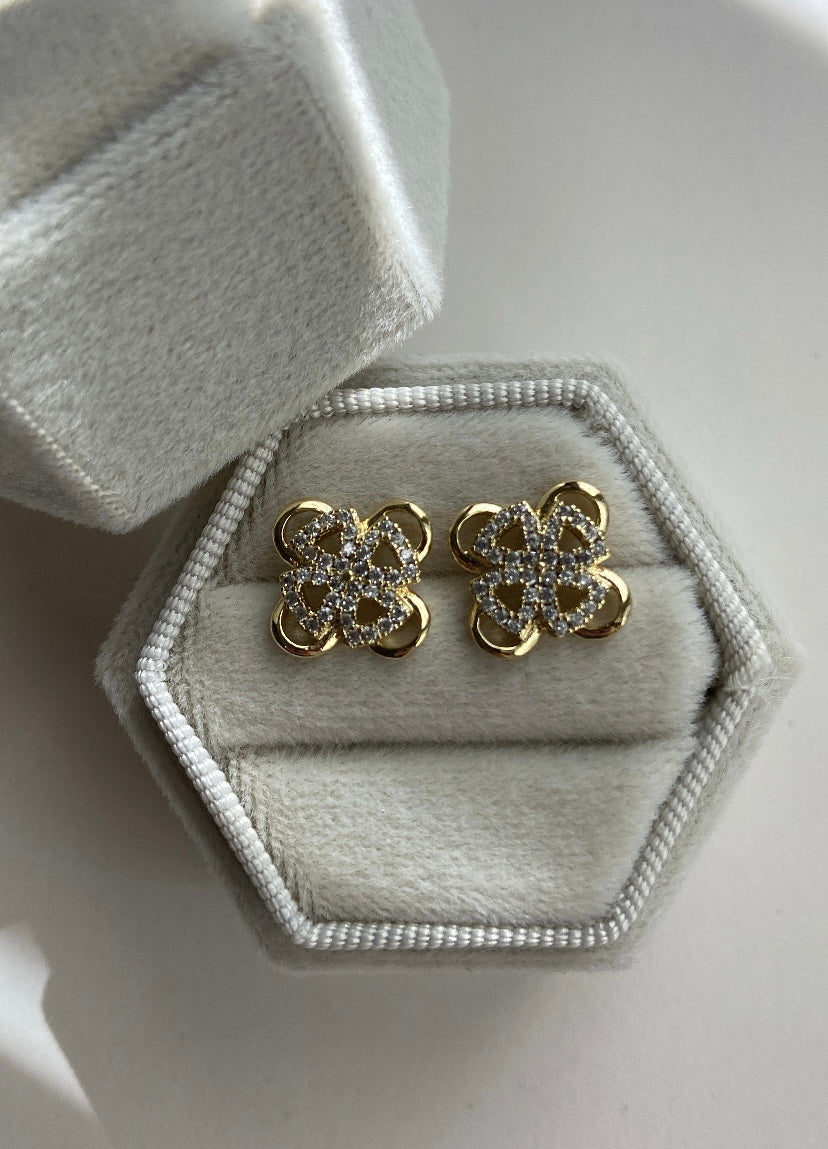 FLOWER EARRINGS