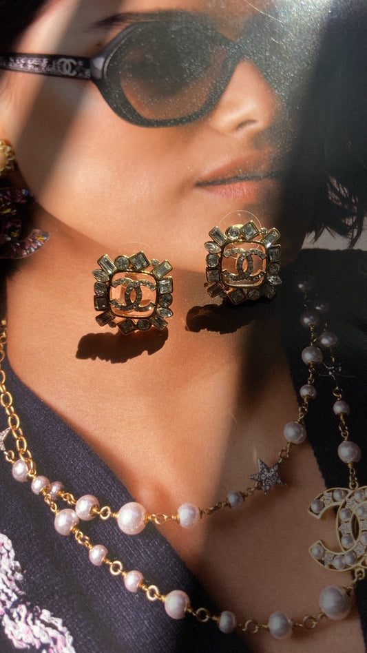 ELEGANT STONES EARRINGS
