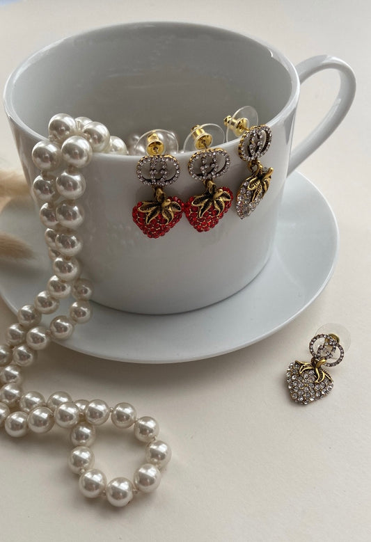 STRAWBERRY EARRINGS